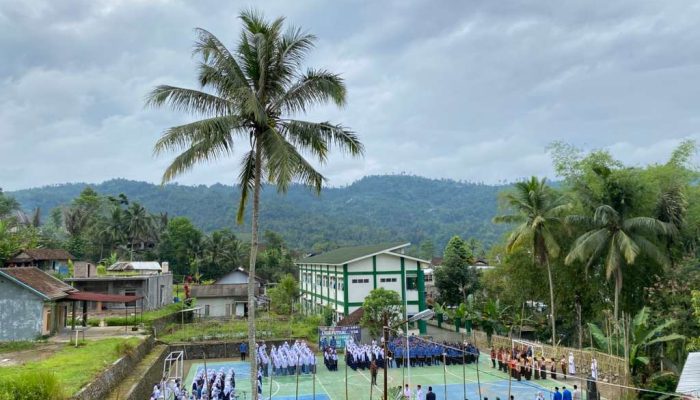 MAN 4 Garut Jadi Tuan Rumah Upacara Peringatan Hari Sumpah Pemuda Tingkat Kecamatan Cisewu